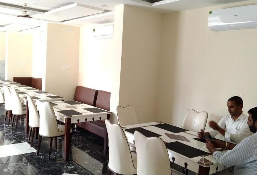 Jmc Hotel G9 Pithampur