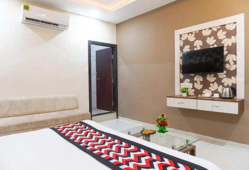 Jmc Hotel G9 Pithampur