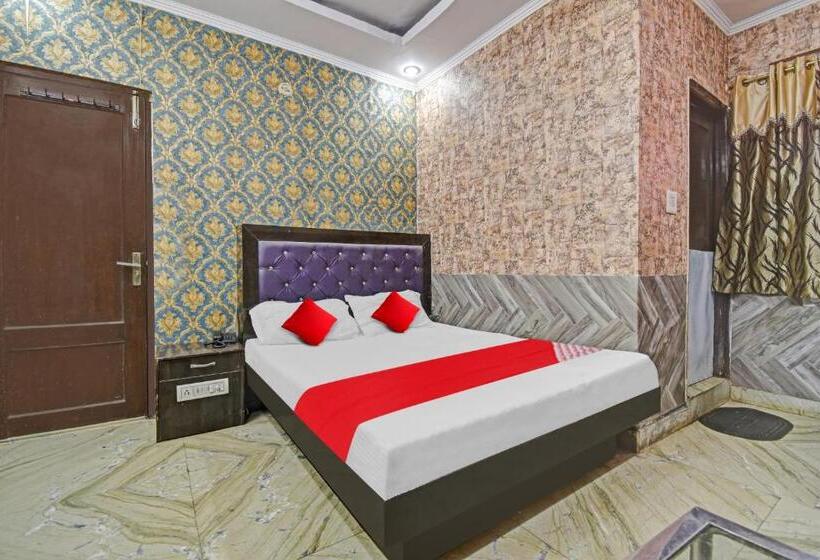 Oyo Flagship 80919 Hotel Vinayaka Inn Near Gurudwara Shri Bangla Sahib