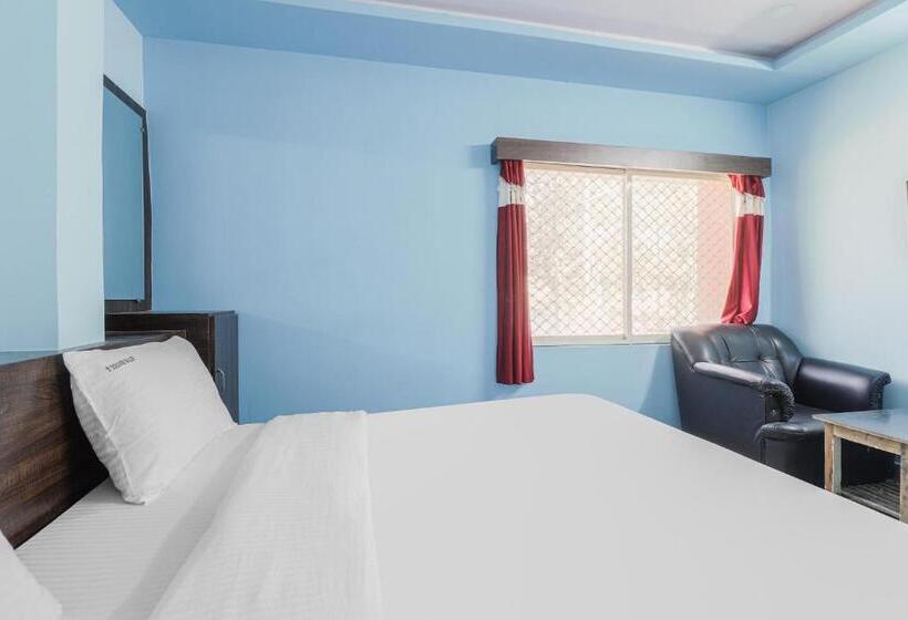 Oyo Hotel Prudhvi Devi