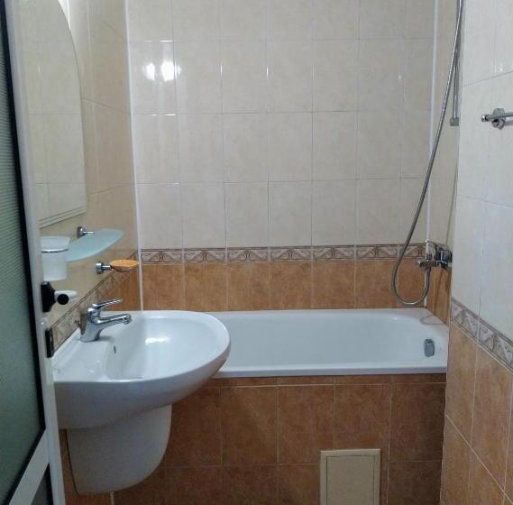 פנסיון стаи лилия 18