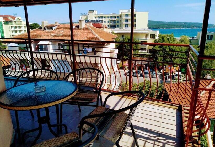 פנסיון стаи лилия 18