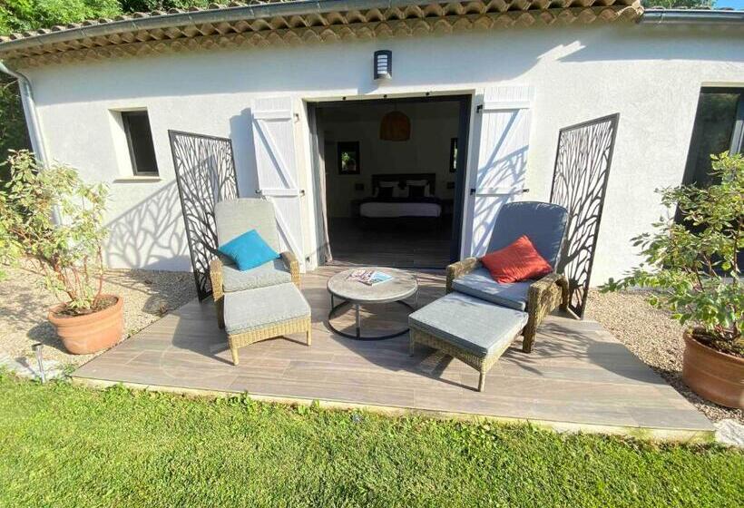 بنسيون A Casa Bianca