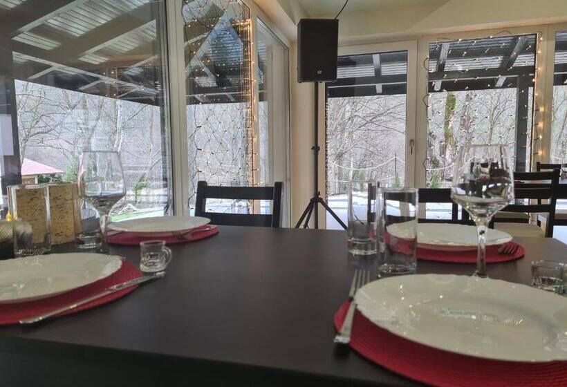 膳宿费 Beconia Riverside