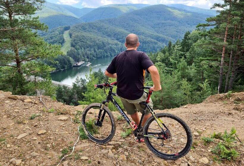 膳宿费 Beconia Riverside