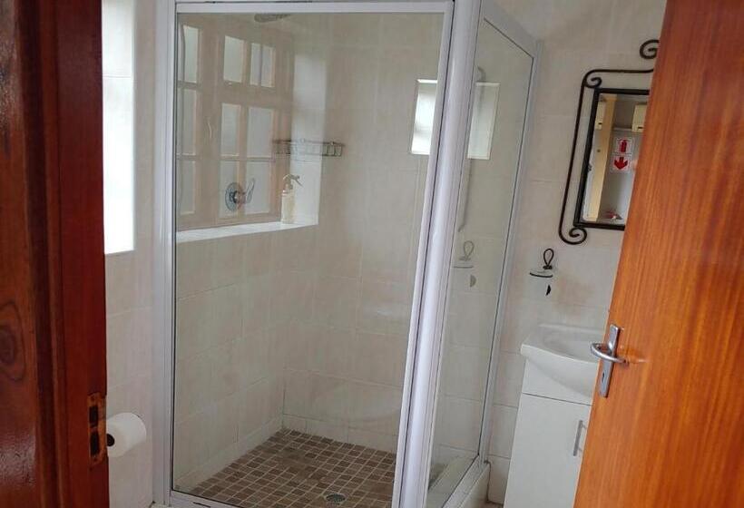 ペンション Boutique Hotel On The Bay