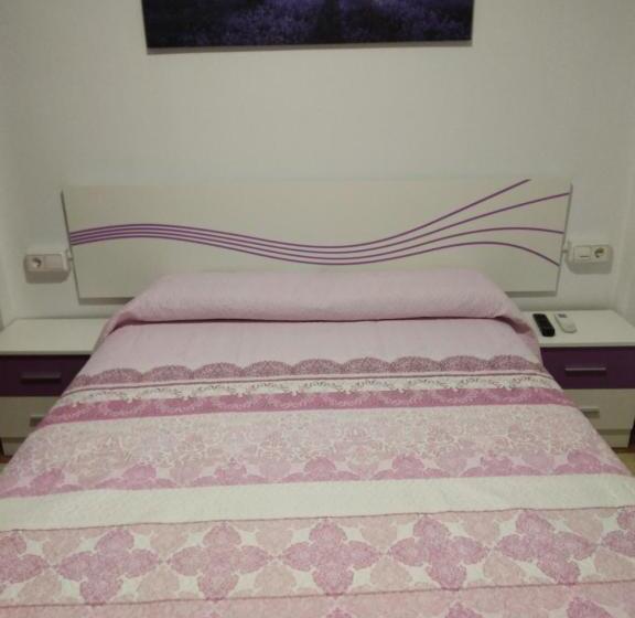 بنسيون Casa De Onil