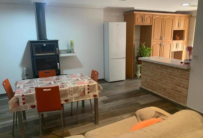 بنسيون Casa De Onil