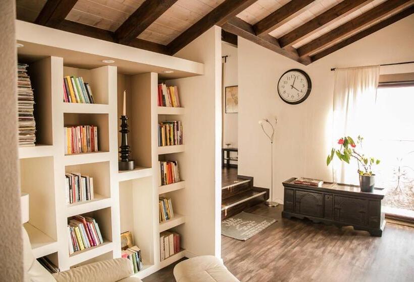 פנסיון Casa Luna Alma