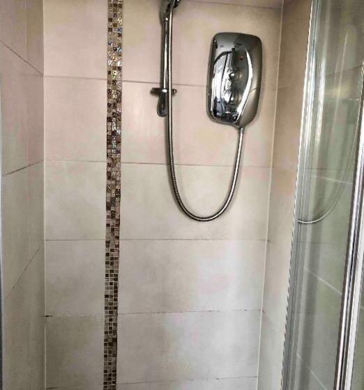 بنسيون Chy Cos