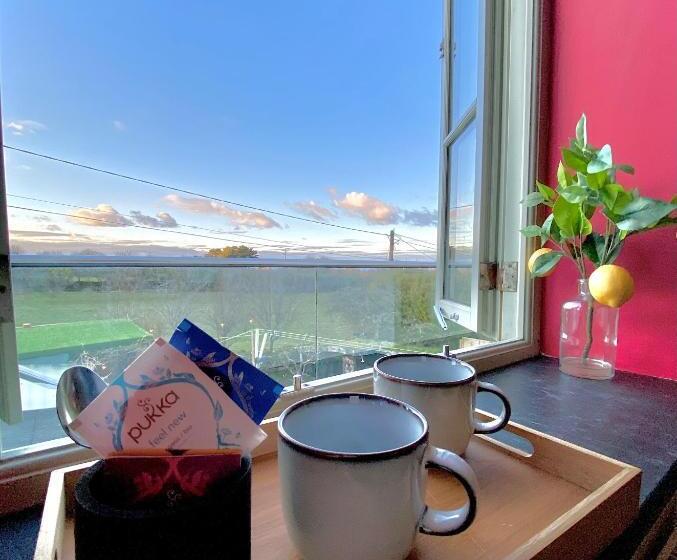 بنسيون Chy Cos