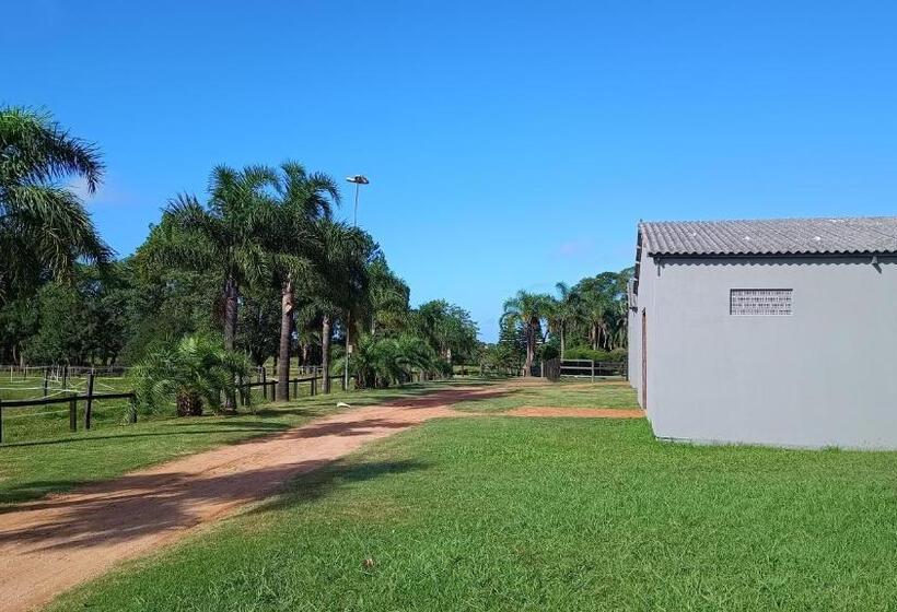 Пансион Estalagem Haras Di Cellius