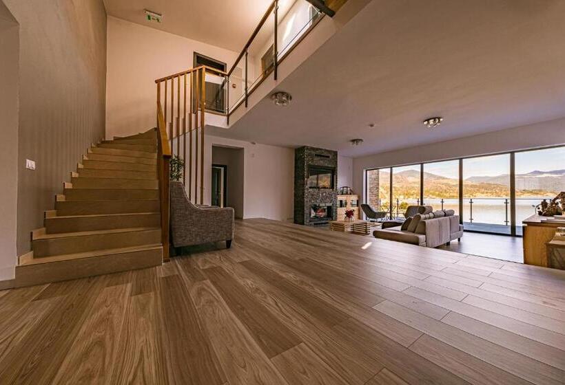 膳宿费 Modern Cosy House By Lake View Colibita Resort   Vila C2