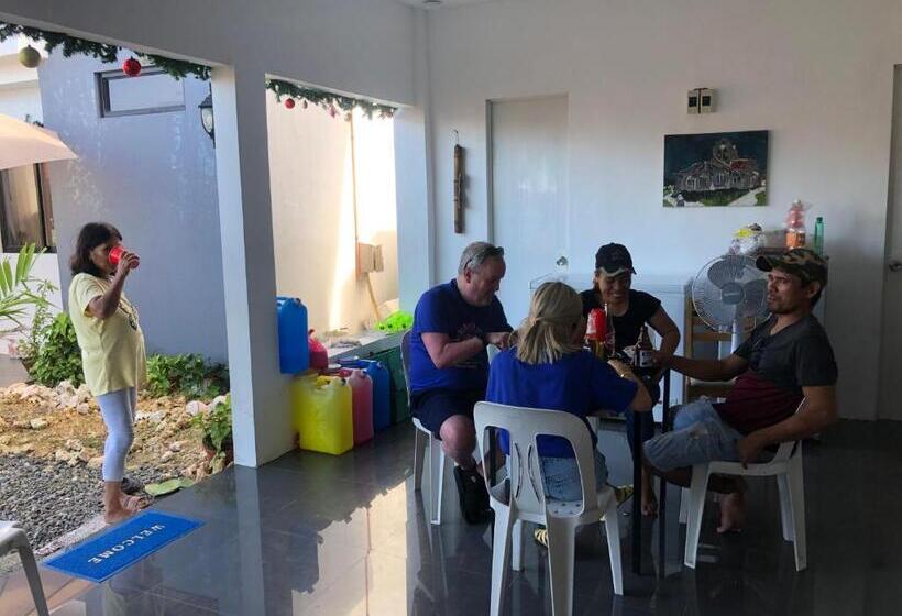 פנסיון Sea Breeze Beach House Near Sandbars And Beaches And Near To Danao Port