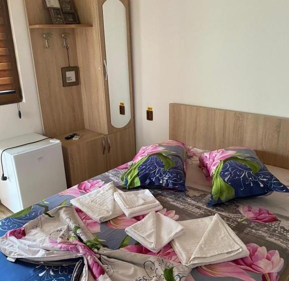 Пансион Vila Krystal