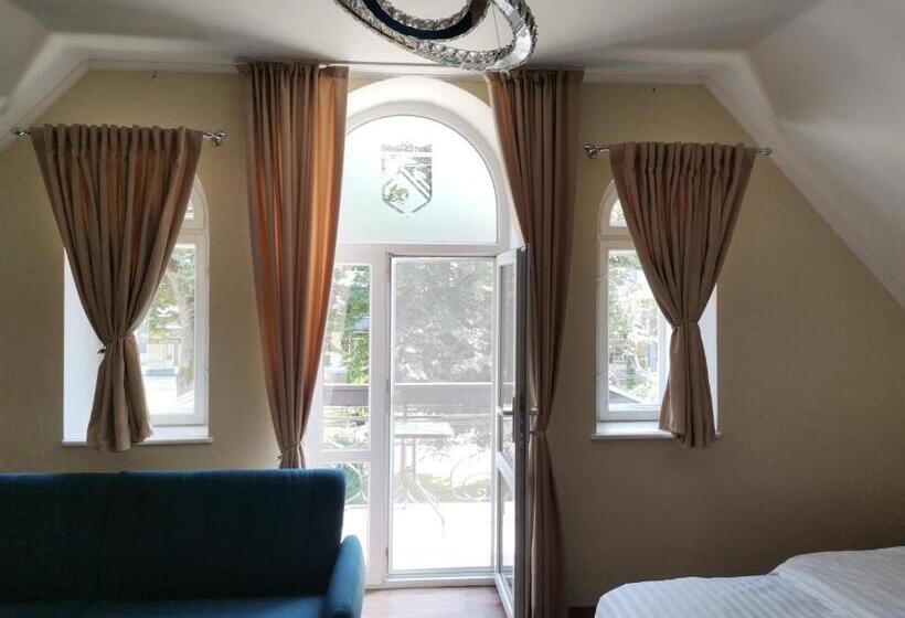 فندق صغير Kavaler Inn