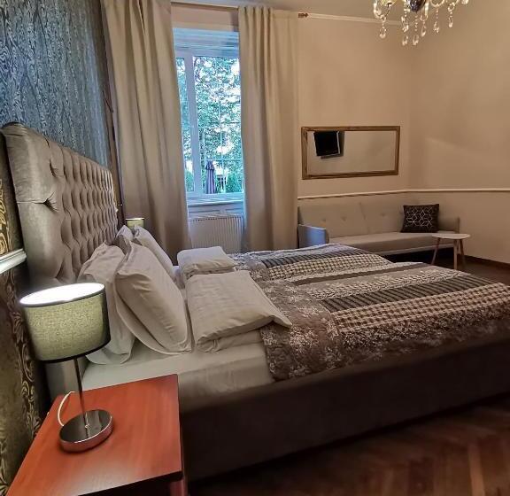 فندق صغير Kavaler Inn