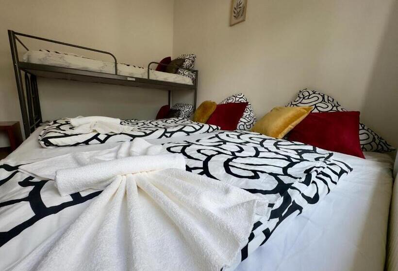فندق صغير Moji 3 Landhaus Köln
