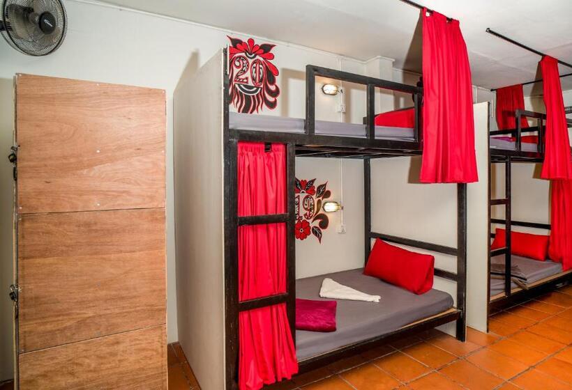 Pomme Brewhouse Hostel