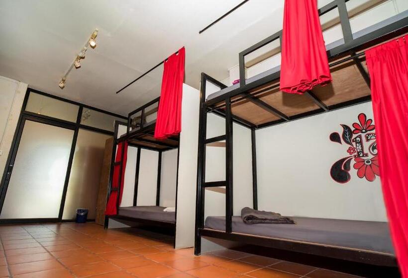 Pomme Brewhouse Hostel