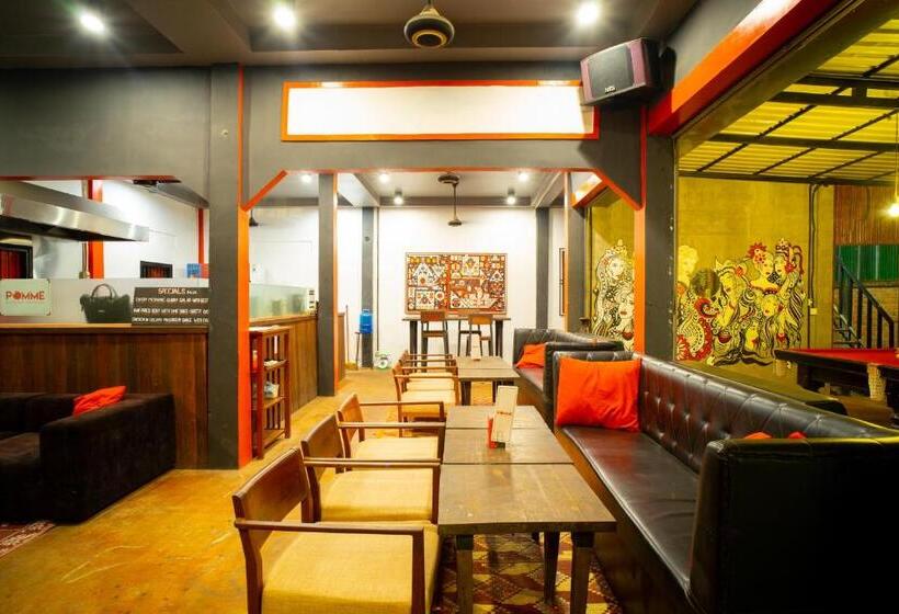 Pomme Brewhouse Hostel