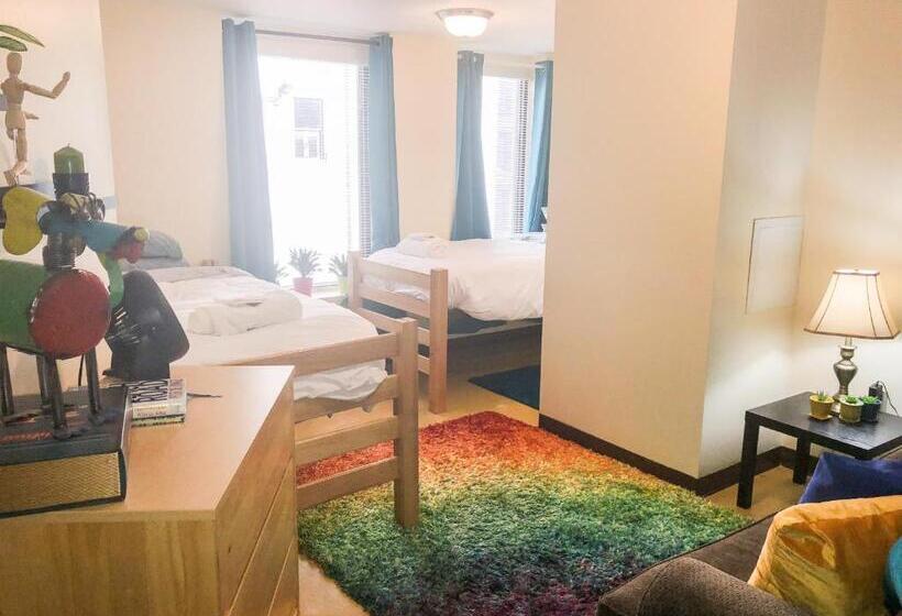 ユースホステル Stay Pittsburgh