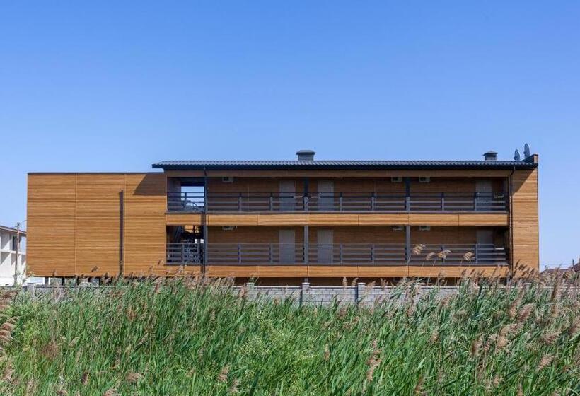 هاستل Villa Solomare