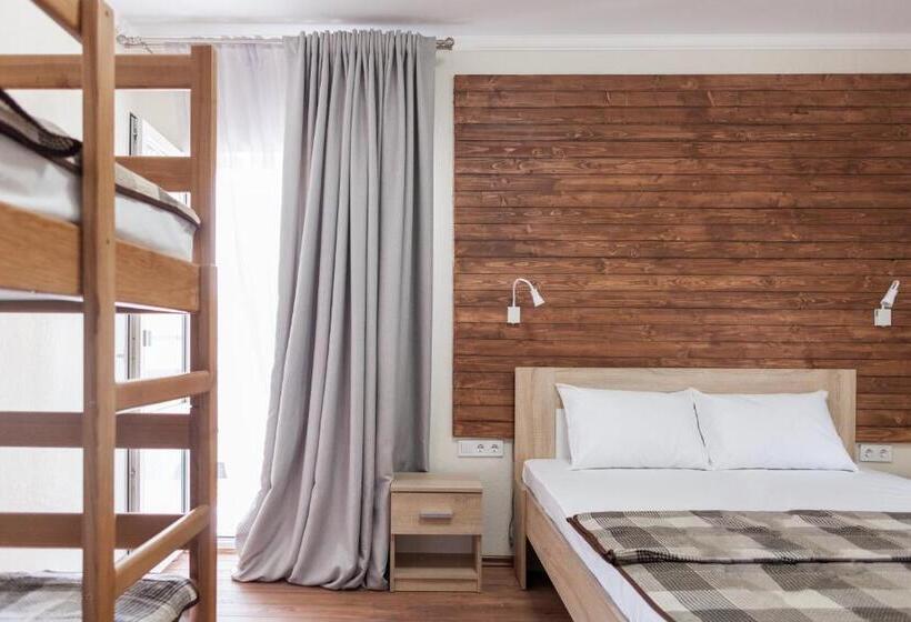 هاستل Villa Solomare