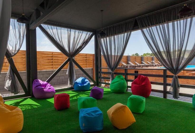 هاستل Villa Solomare