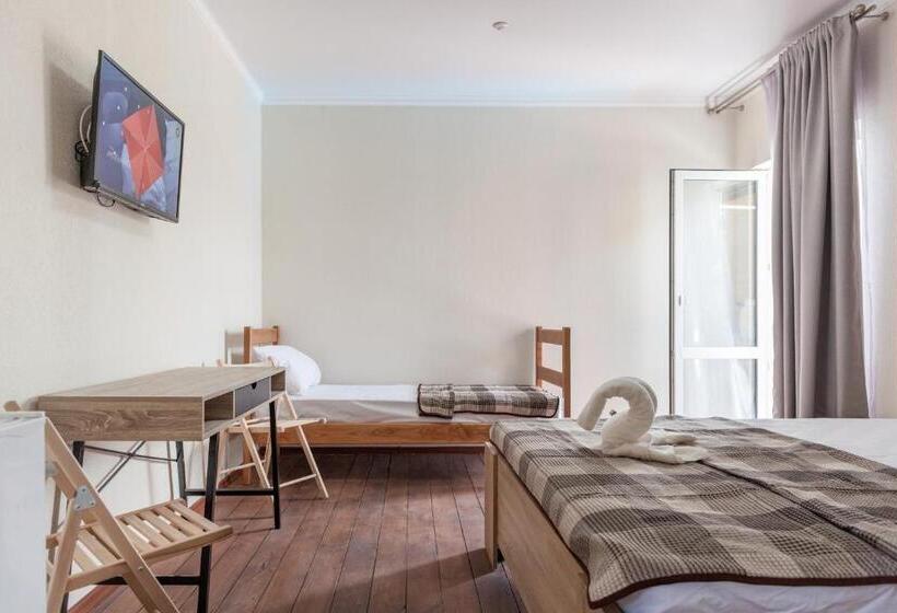 هاستل Villa Solomare