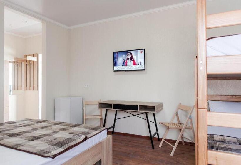 ユースホステル Villa Solomare