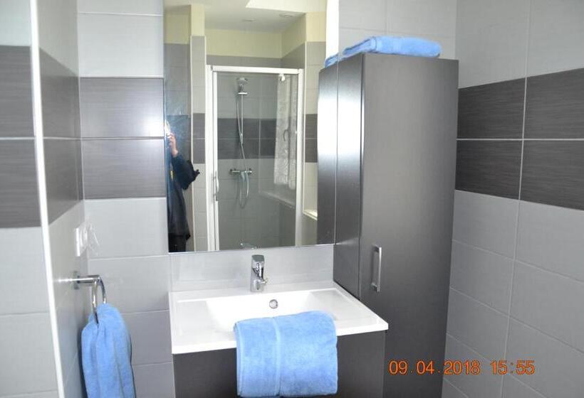 צימר Domaine De Biscaye