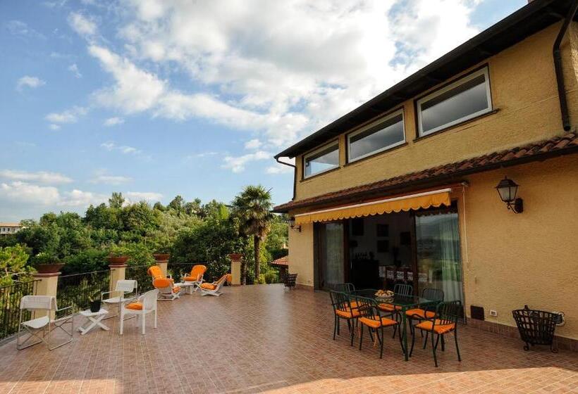 住宿加早餐  La Dolce Vita Bed&breakfast