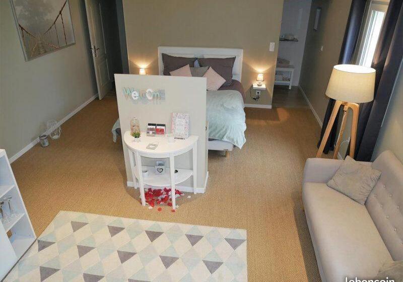 민박 Magnifique Suite Avec Jacuzzi Privatif