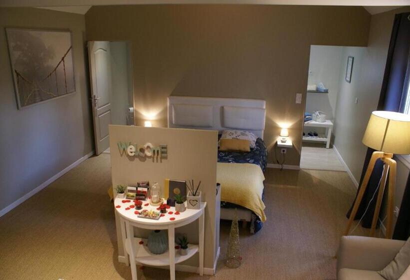 민박 Magnifique Suite Avec Jacuzzi Privatif