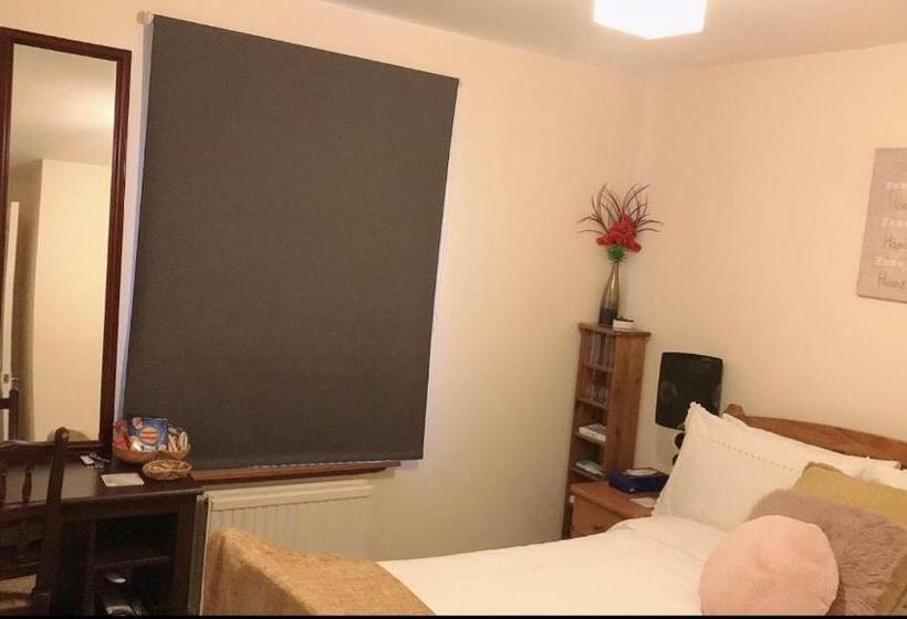 مبيت وإفطار Working Professionals In Aberdeen