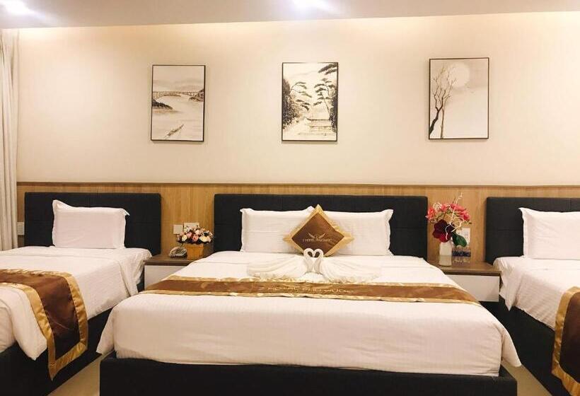 Bella Hotel Lounge Long Beach Phú Quốc