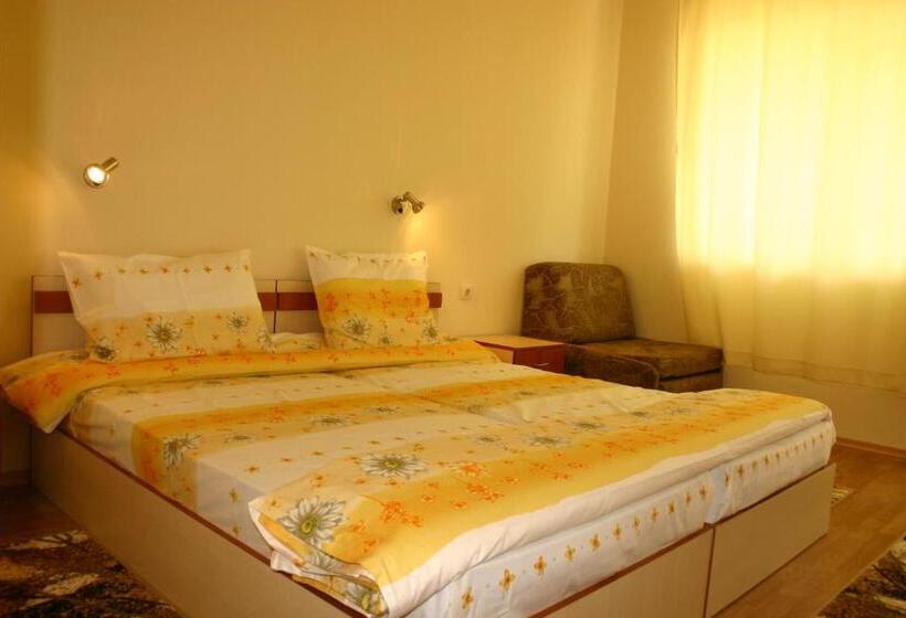 Hotel семеен хотел калисто