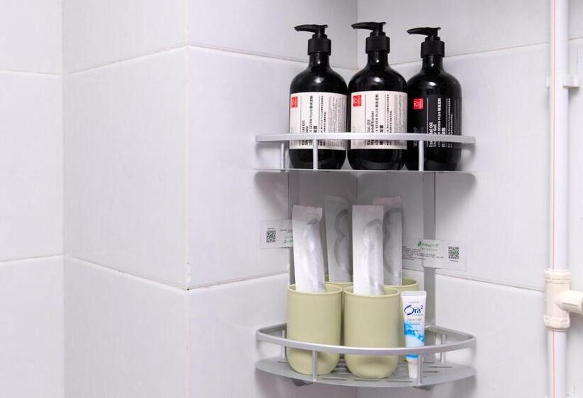 فندق Baoding Jingxiu·baoding Railway Station·