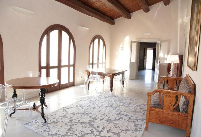 فندق Casale Della Rocca