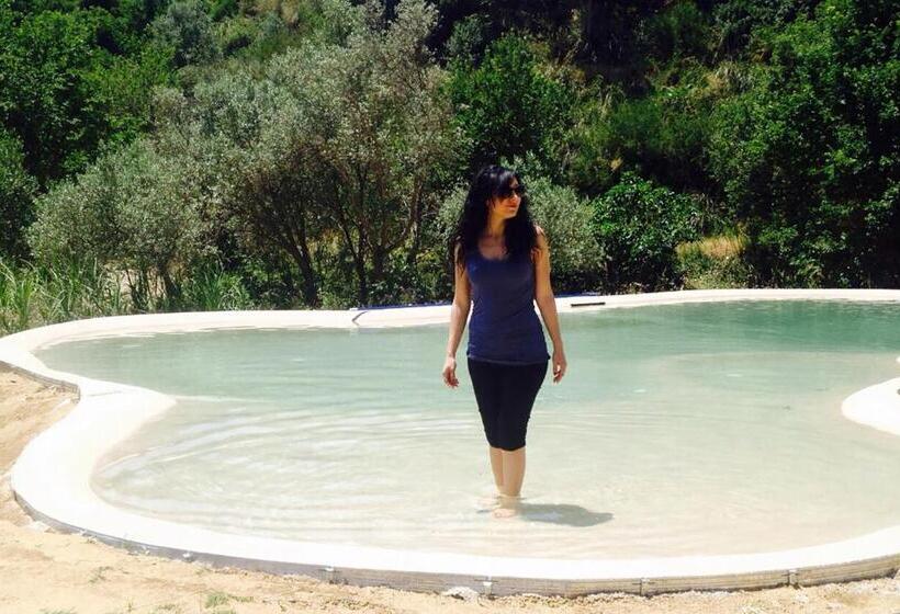 فندق Casale Della Rocca