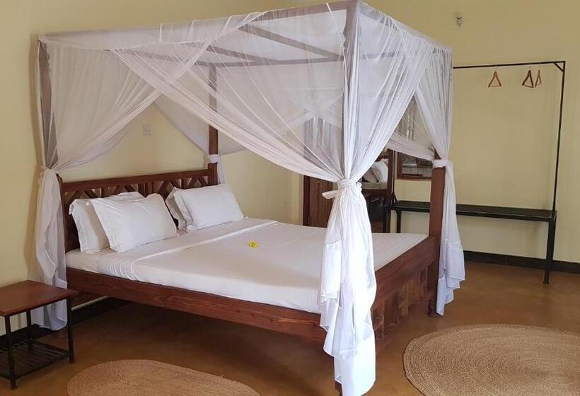 فندق Eileen S Trees Inn