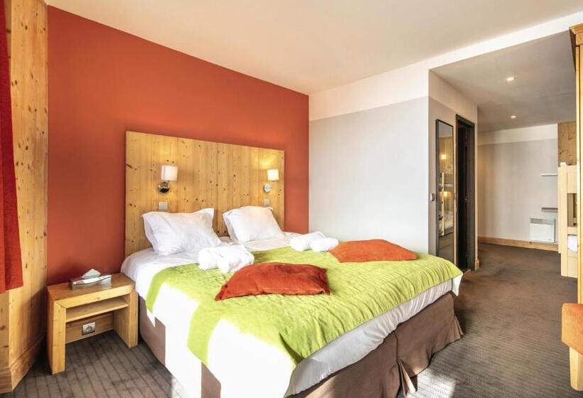 هتل Hôtel Les Menuires Les Bruyères