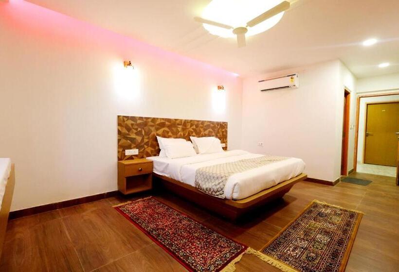 هتل Jaisal Inn   Pure Veg