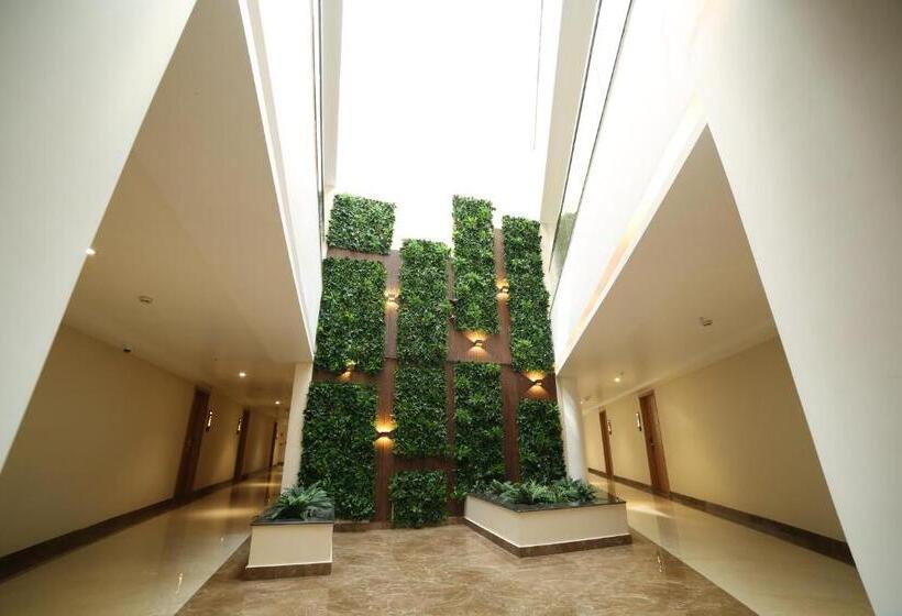 فندق Native Inn By Heda Hospitality