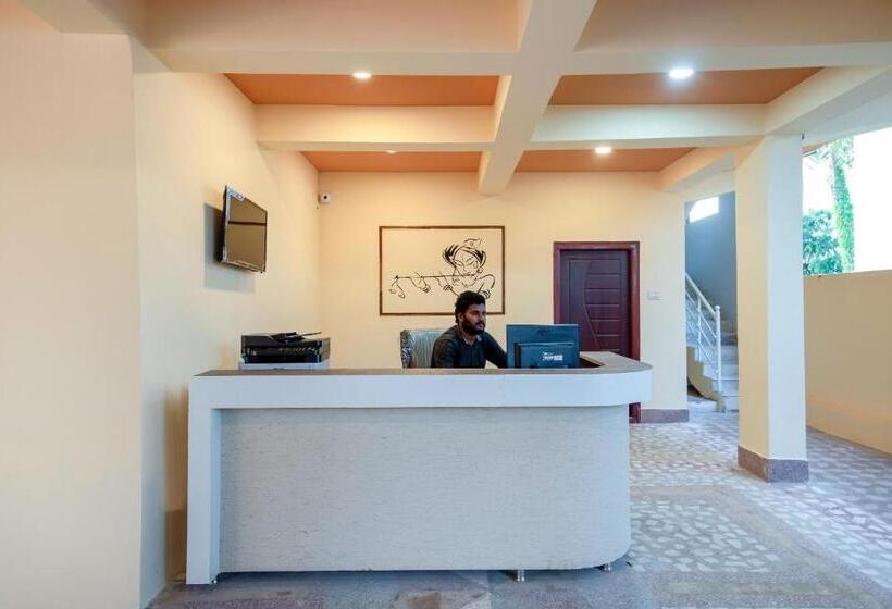 호텔 Oyo Rushikonda Grand