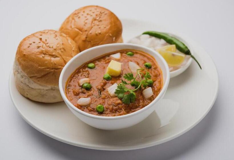 Super Hotel O Wardha Road Near Airport