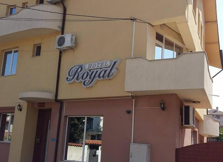 호텔 Royal