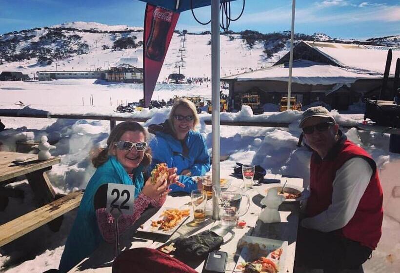 בית מלון כפרי The Man From Snowy River