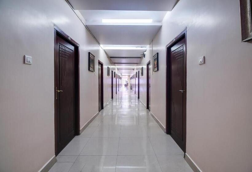 فندق Super Townhouse Gajuwaka Near Cmr Mall